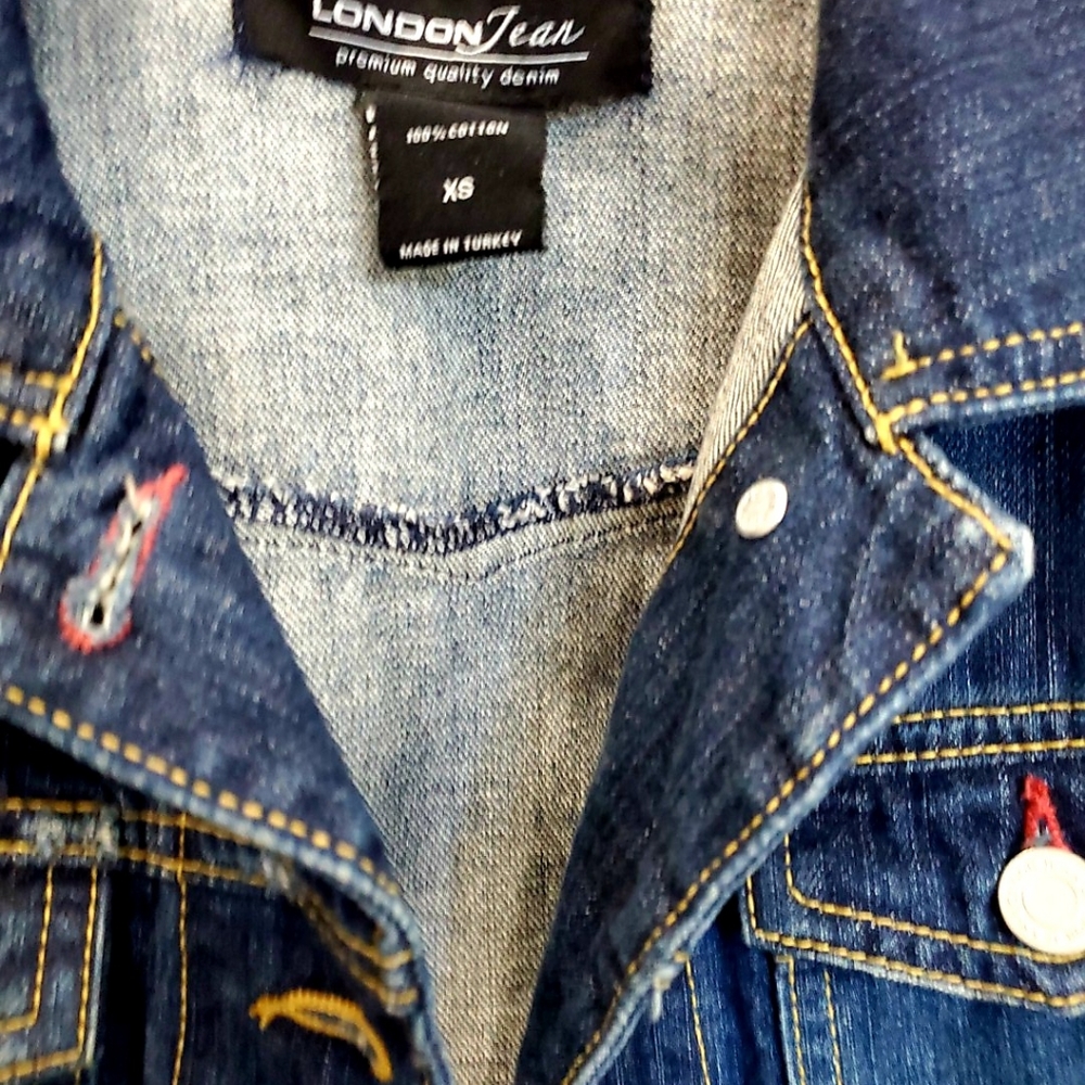 JACKET - Picture 3 of 3